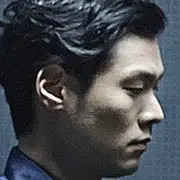 Le cronache del male-Daniel Choi.webp