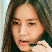 Espía a tiempo parcial-Han Chae-Ah.webp