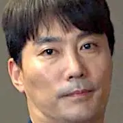 Soyez mélodramatique-Hong Seo-Jun.webp