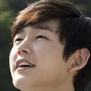 In Between Seasons-Lee Won-Geun.webp