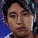 Rufen Sie Boy-Yu Koyanagi.webp an