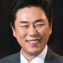 Tentação glamorosa-Kim Pub-Lae.webp