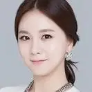 Tentação glamorosa-Yoon Soo.webp