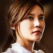 Tentação glamorosa-Cha Ye-Ryun.webp