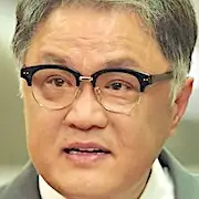 Facultad de Derecho-Jung Won Joong.webp