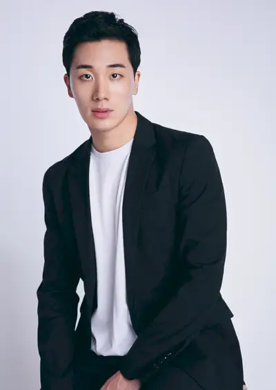 Lee Seo-Jun (1991)