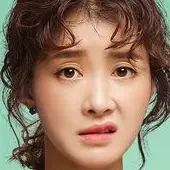 Vive o muere-Lee Si-Young.webp