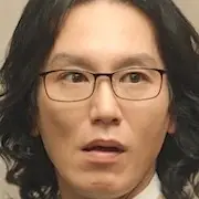 Magazine mensuel House-Sung Chang-Hoon.webp