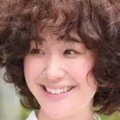 Nagis Longues Vacances-Haru Kuroki1.webp