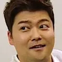 Les producteurs-Jun Hyun-Moo.webp