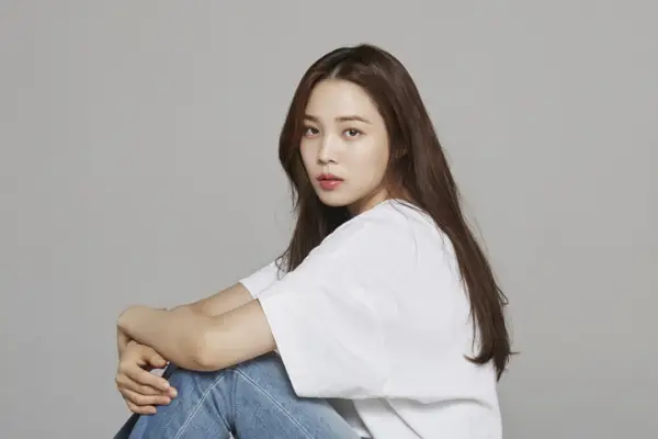 Yoon So Hee