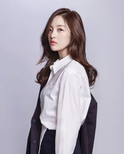 Hwang Bo Ra