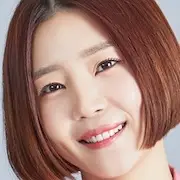 La suocera ombrosa-Shin Da-Eun.webp