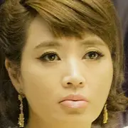 Familia-Kim Hye-Soo.webp