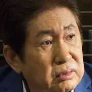 Familia-Kim Yong-Geon.webp