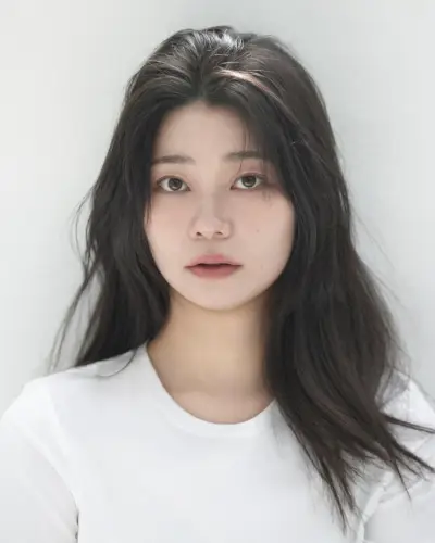 Jeong Ha-Dam