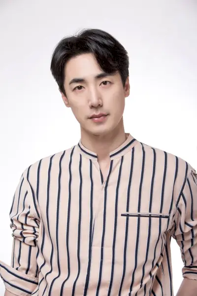 Lee Seung Joo (1981)