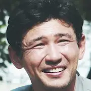 Ode ao meu pai-Hwang Jung-Min.webp