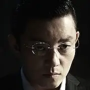 La mossa divina-Lee Beom-Soo.webp