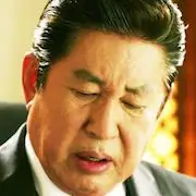 Docteur Stranger-Kim Yong-Geon.webp