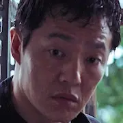 Der klagende Jo Han-Chul.webp