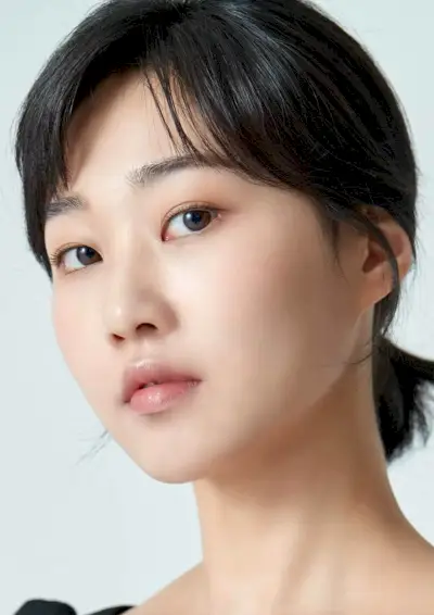 Ha Yoon-kyung