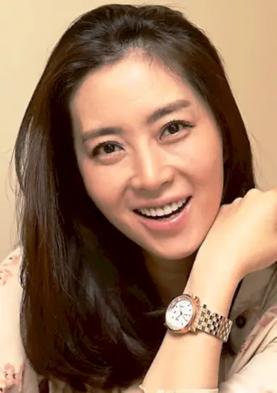 Song Yoon-ah