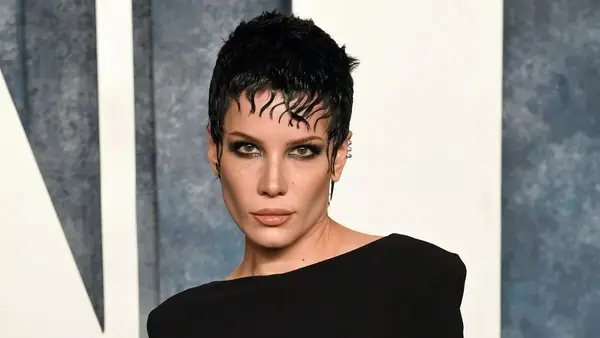 Halsey (Photo credit: Getty Images)