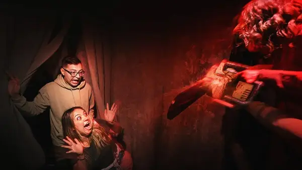 Evil Dead Rise at USH HHN 1 