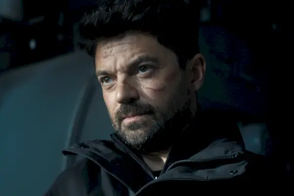 Havlock (Dominic Cooper) em
