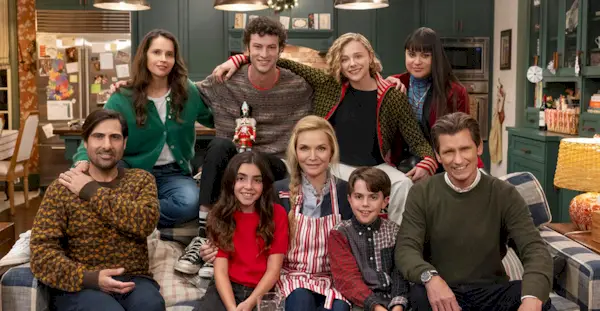 Chloë Grace Moretz war begeistert, in Amazons Weihnachtsfilm „Oh What Fun“ eine coole, schwule Figur zu spielen