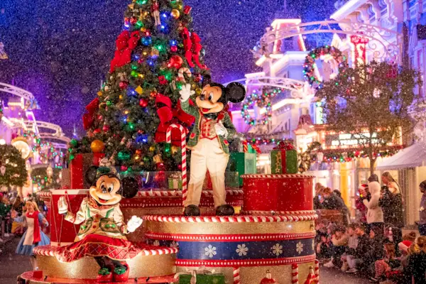 Dónde ver el 'Desfile mágico del día de Navidad de los parques de Disney' 2025: hora de inicio, canal, información de transmisión en vivo