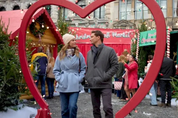 Diffusez-le ou ignorez-le : « A Make or Break Holiday » sur Hallmark, un film hilarant mettant en vedette le gagnant de « Finding Mr. Christmas »