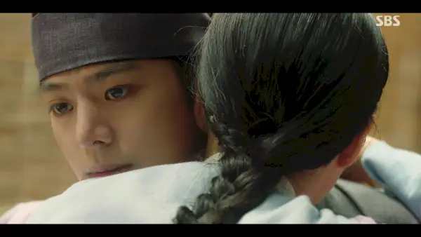 Shin Ye-eun y Ryeoun en The Secret Romantic Guesthouse: Episodios 9-10