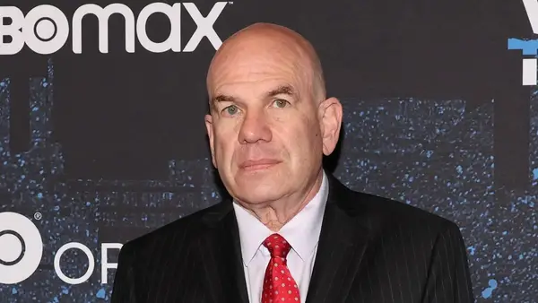 O criador do fio, David Simon, que conhece Marjorie Taylor Greene para atrasos da ponte de Baltimore: pressão subordinada de uma pessoa