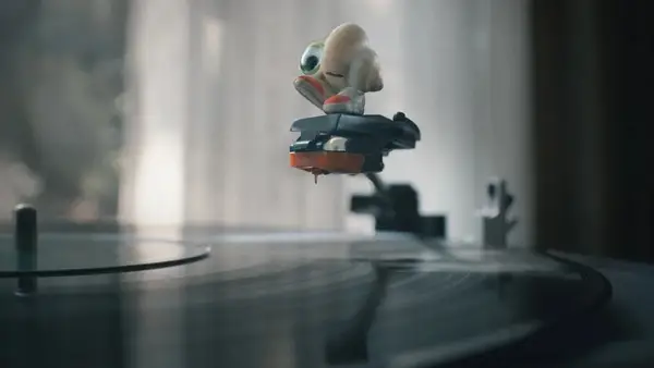 Marcel il guscio con le scarpe sul regista spiega cosa era necessario per realizzare uno dei film più affascinanti dell'anno