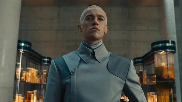 LA Star de Hunger Games, Tom Blyth, DIT