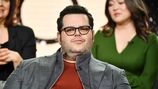 Josh gad a tuo