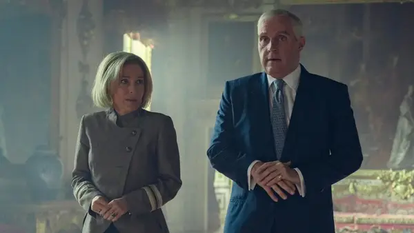 Gillian Anderson and Rufus Sewell in 