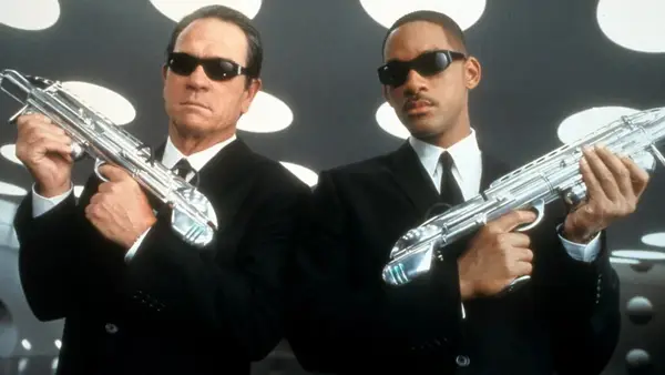 O Som of Freedom Studio usou a aplicação da lei com gratidão depois que um financiador foi preso pelo seqüestro de crianças