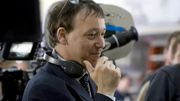 Sam Raimi não pretende trabalhar com a Marvel, sempre