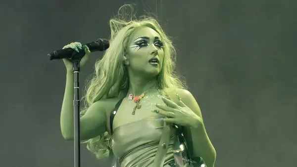 Joe Alwyn dit que sa pause de Taylor Swift à partir de 2023 est un peu difficile à naviguer