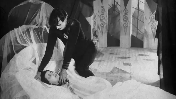 25 film horror classici che ogni fan del film dovrebbe essere seriamente