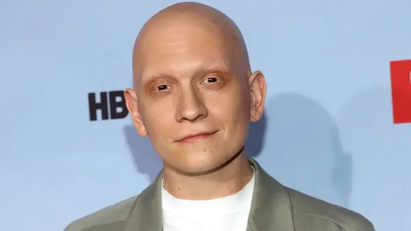 anthony-carrigan