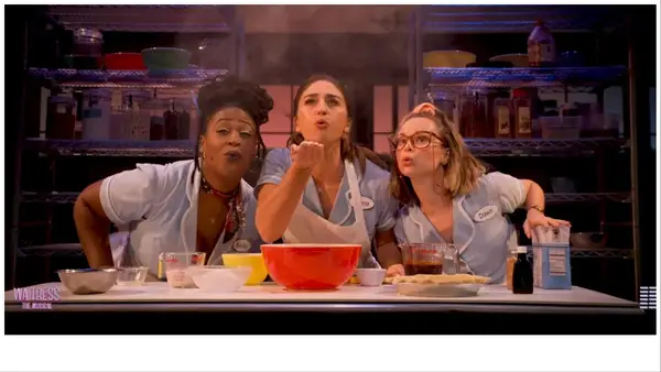 Le serveur de Sara Bareilles passe de Broadway aux cinémas de l'événement 5-nuit (vidéo)