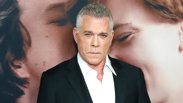 Ray Liotta est mort d'une insuffisance cardiaque, liquide dans les poumons
