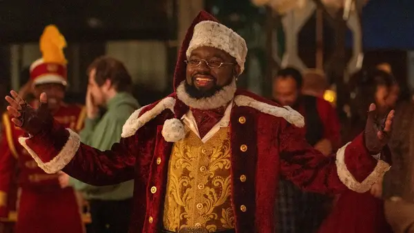 Lil Rel Howery as Santa 