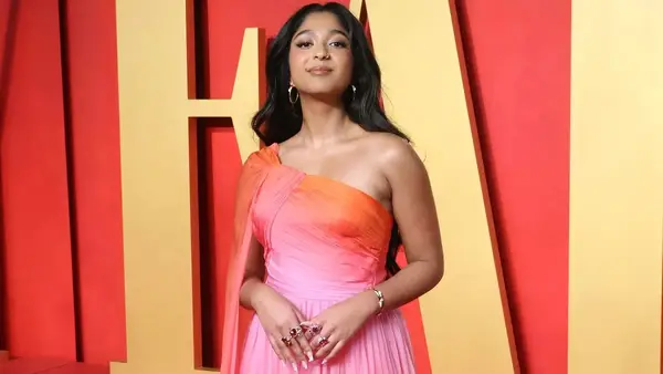 Maitreyi Ramakrishnan explode a consideração racista de sua voz que ele lança em uma ação ao vivo confusa: todo mundo precisa de um hobby