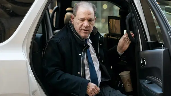 A vítima de Weinstein, Mimi Haley, sentiu -se mal no estômago após a revogação do julgamento de Nova York
