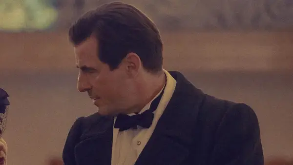 Spatz (Claes Bang) in Apple TV+